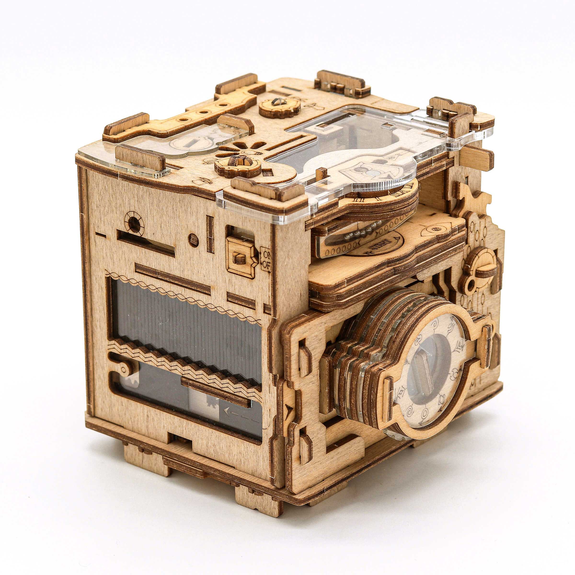 Cluebox Pro – Sherlock's Camera (multilingual)