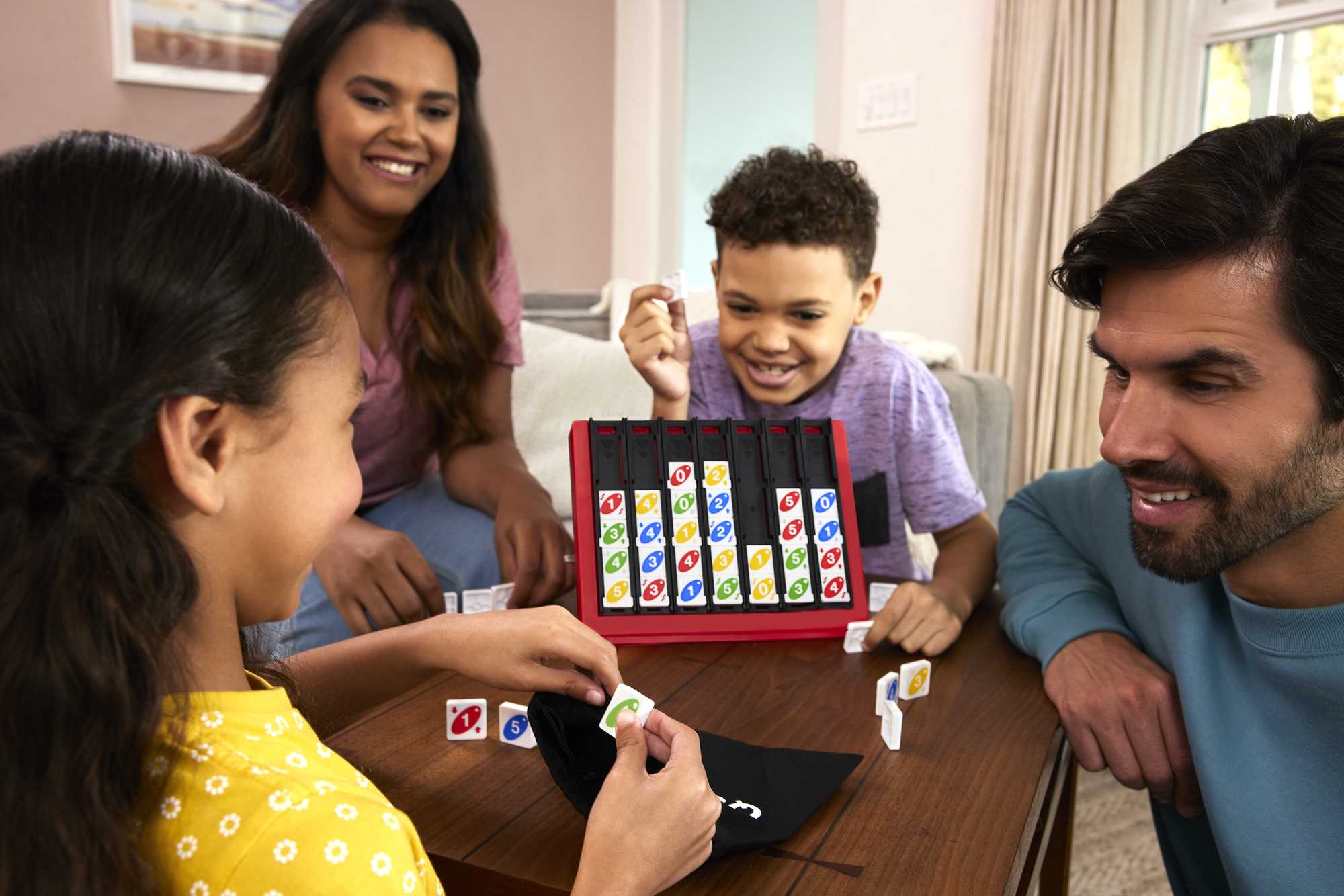 UNO – Quatro