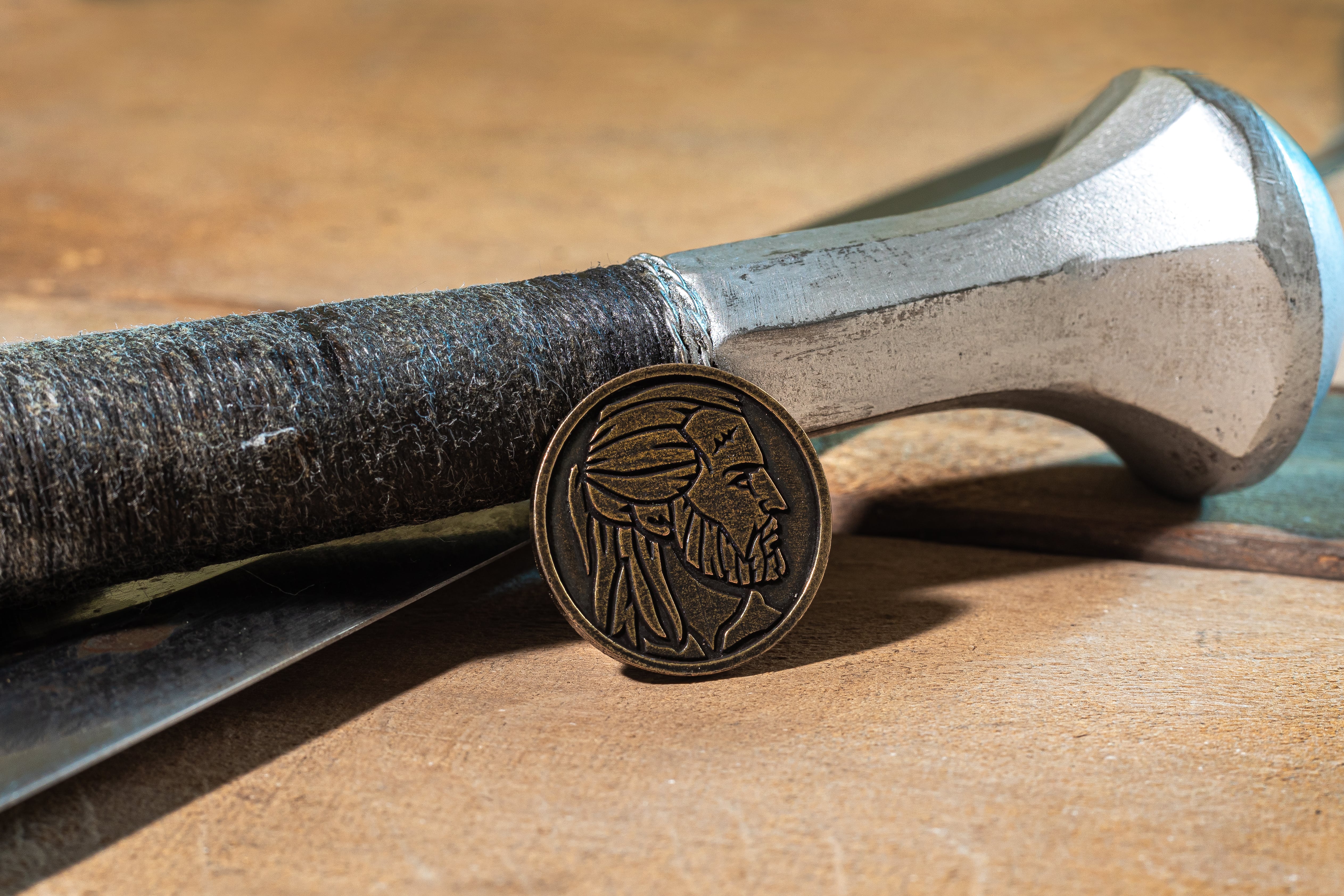 The Witcher Dice Set: Geralt – Silver Sword (7)