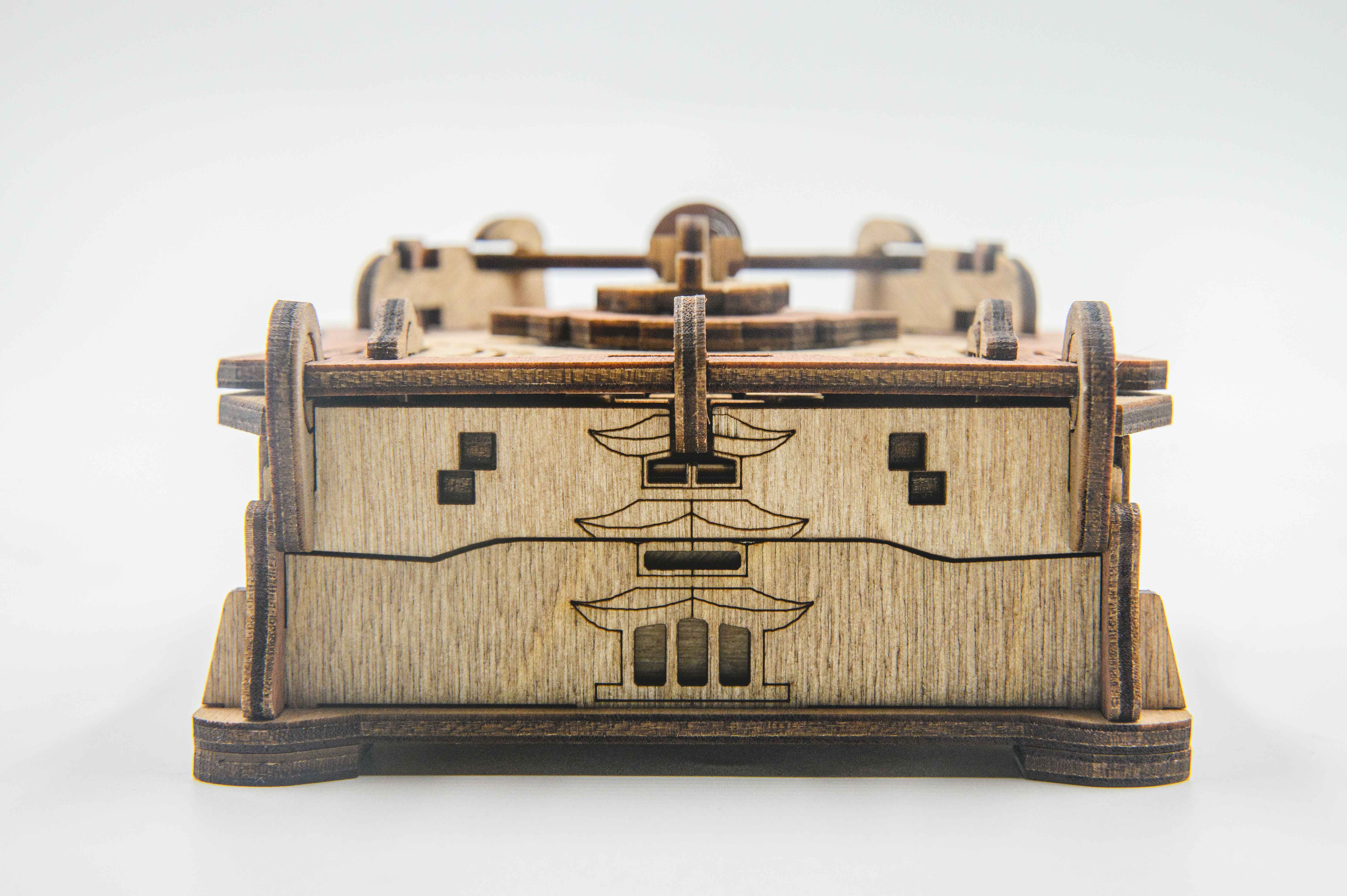 Gift Puzzle Box: Samurai Box
