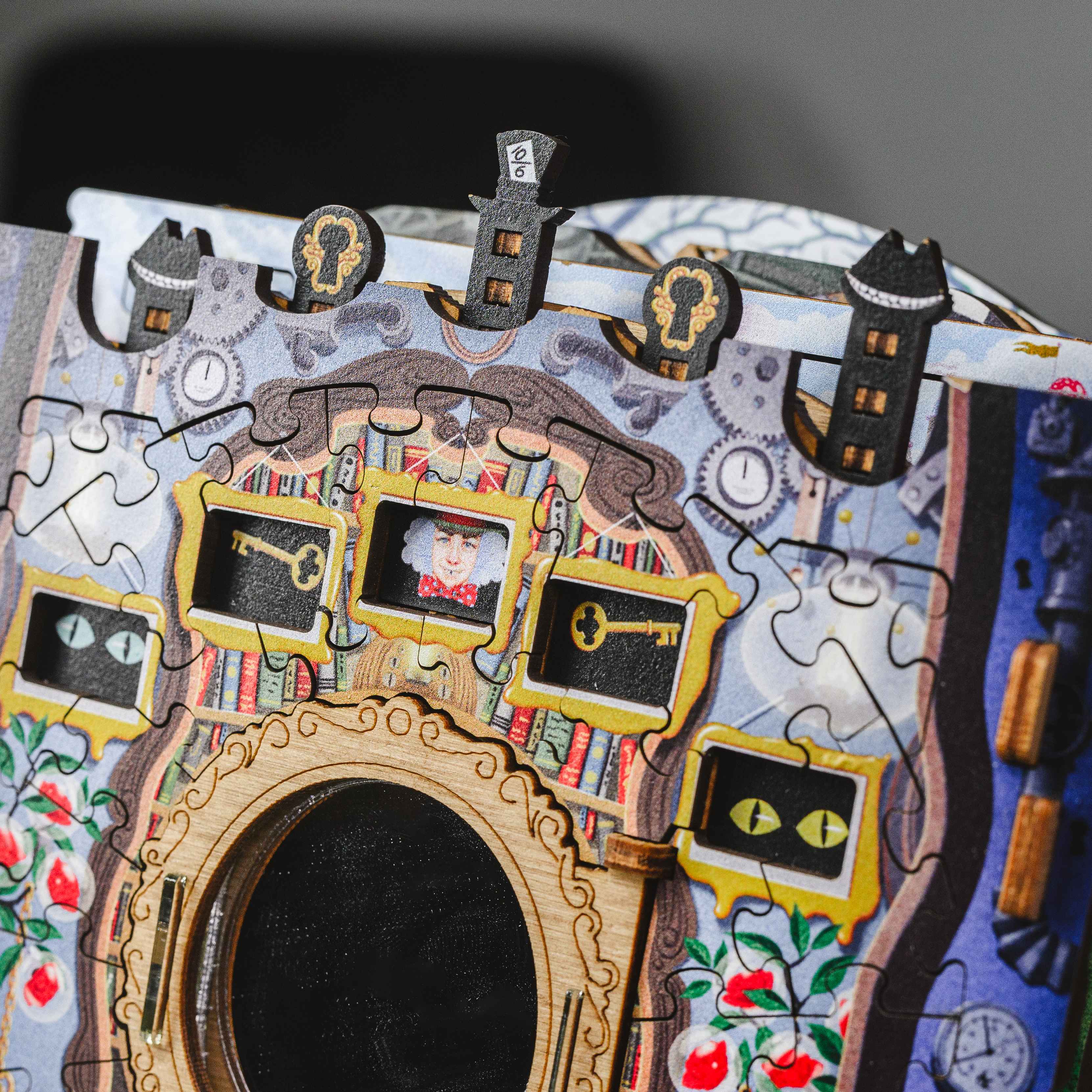 CluePuzzle: The Wonderbox of Alice