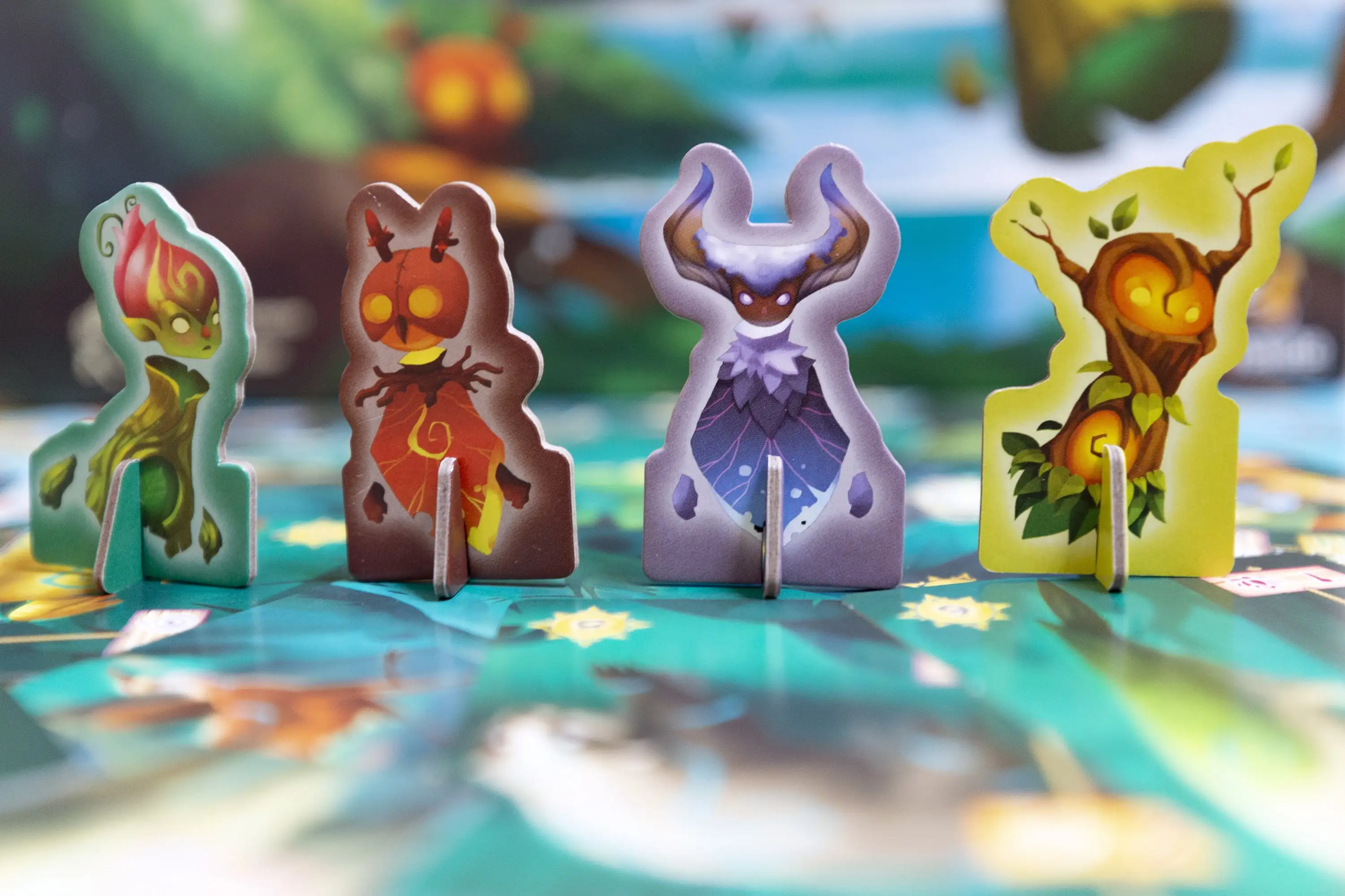 Spielfiguren aus dem Brettspiel Living Forest