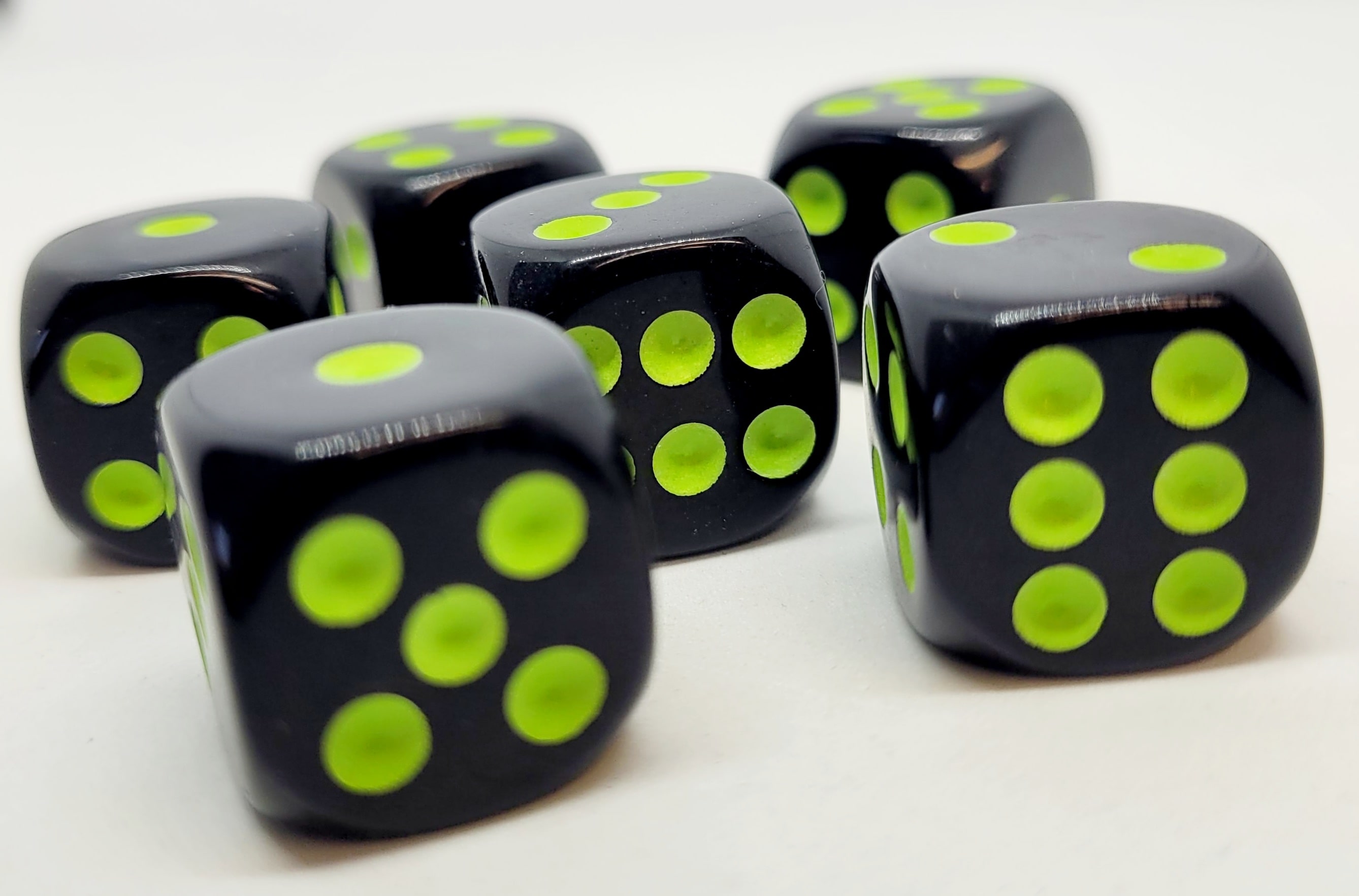 Würfelset D6: Opaque/Neon Green (12)