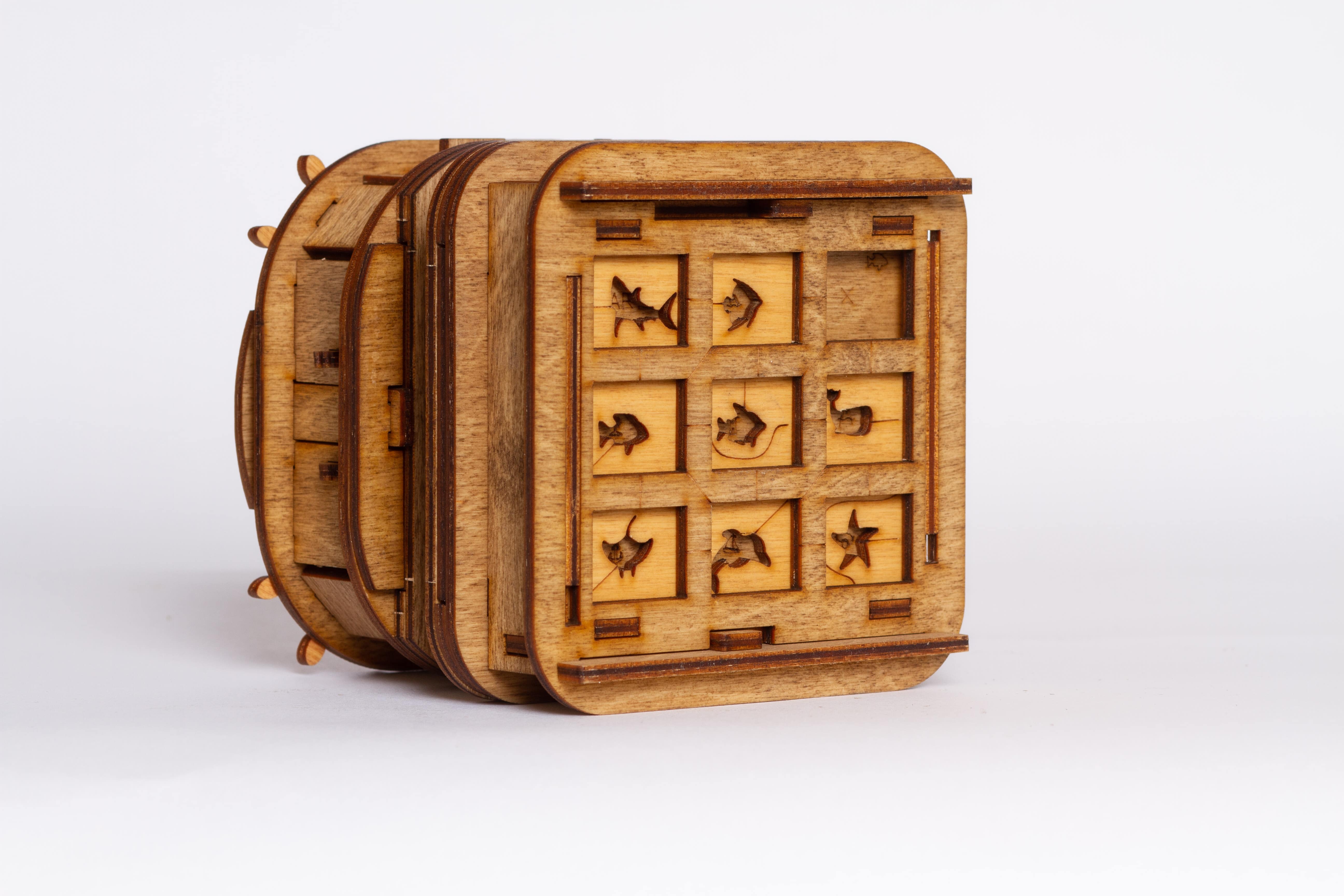 Cluebox –  Davy Jones' Locker (multilingual)